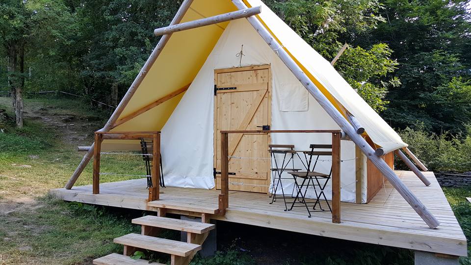 Tente de prospecteur en bois